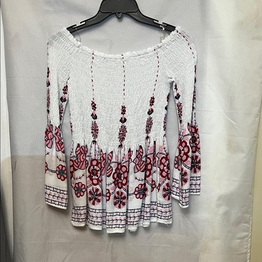 ENTRO Smocked Off-Shoulder Floral Peasant Top White Pink Summer Size L.    #50